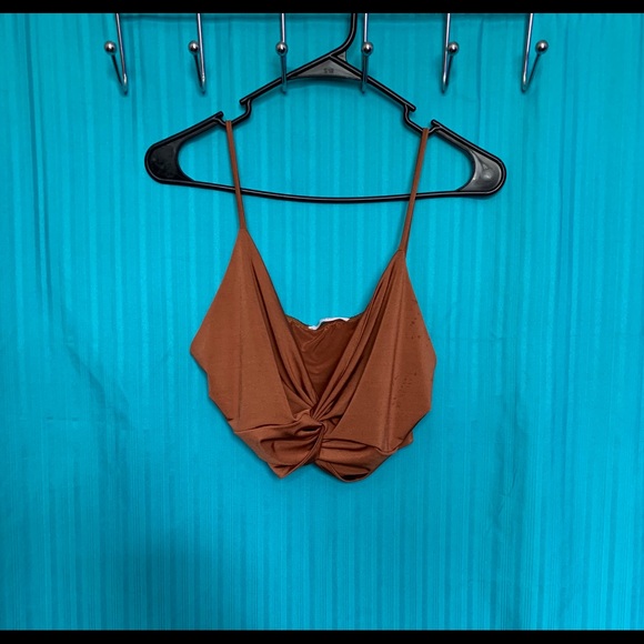 Silky crop top - Picture 1 of 2